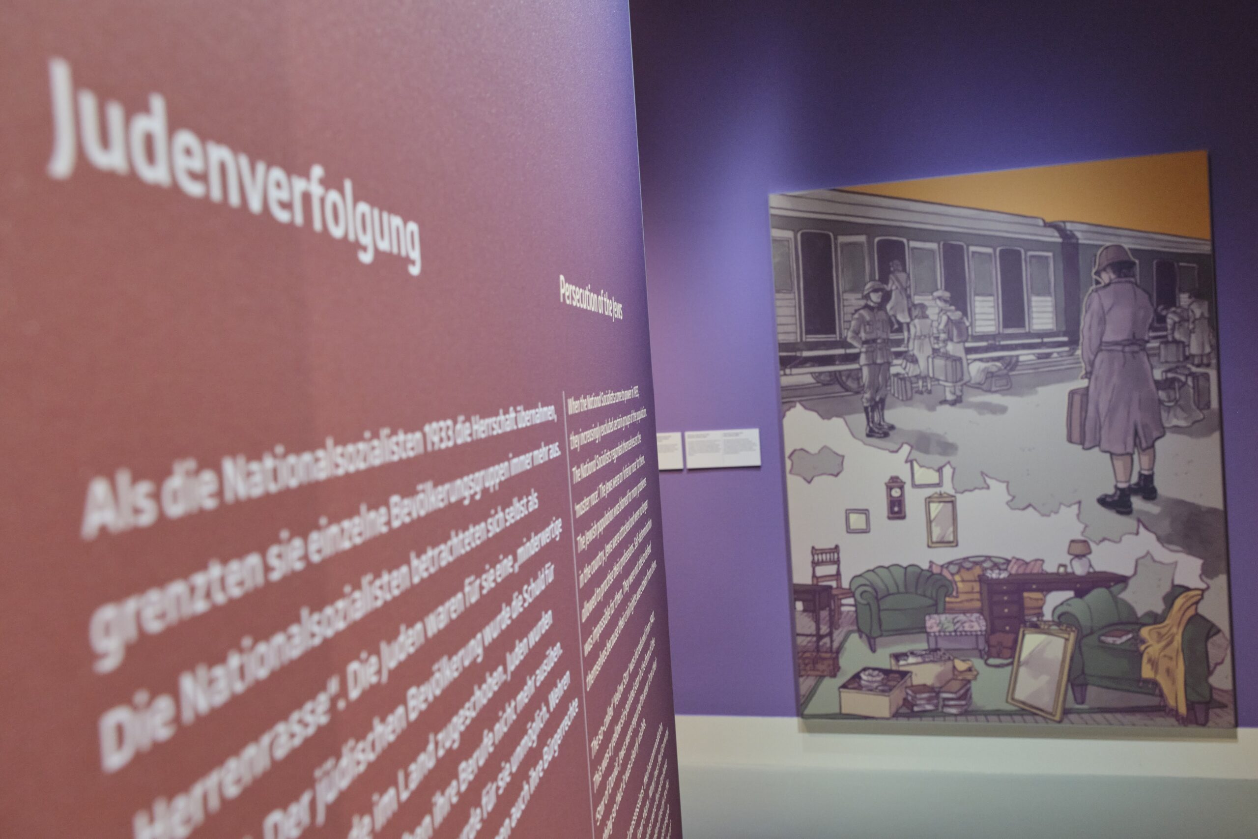 Szenografie-zum-Thema-Judenverfolgung-in-der-Sonderausstellung-Nachgefragt-Unrecht-gesammelt